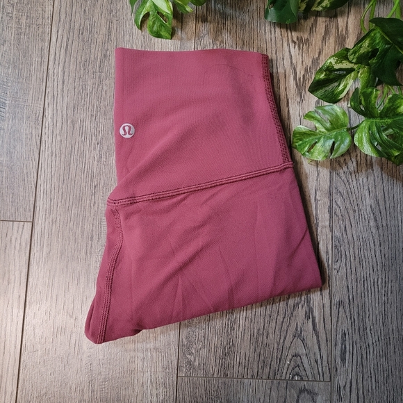Lululemon Align Leggings size 2 Misty merlot 28" - Picture 4 of 5